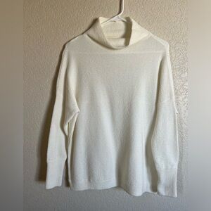 LIKE NEW Chelsea & Theodore size small cream colored cowl neck sweater.
